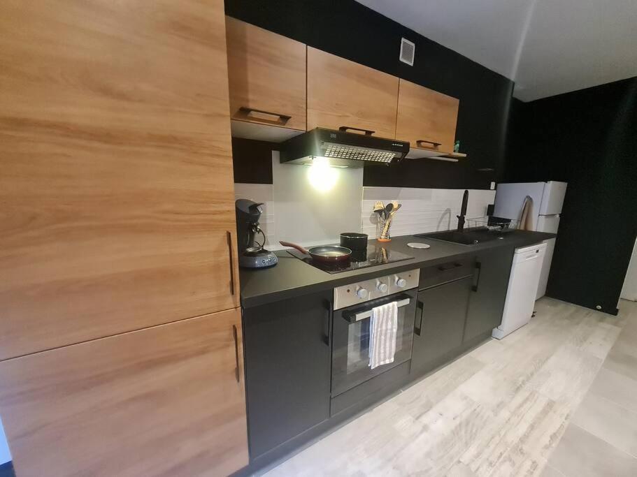 L'Escale Charliendine Apartment Charlieu Екстериор снимка